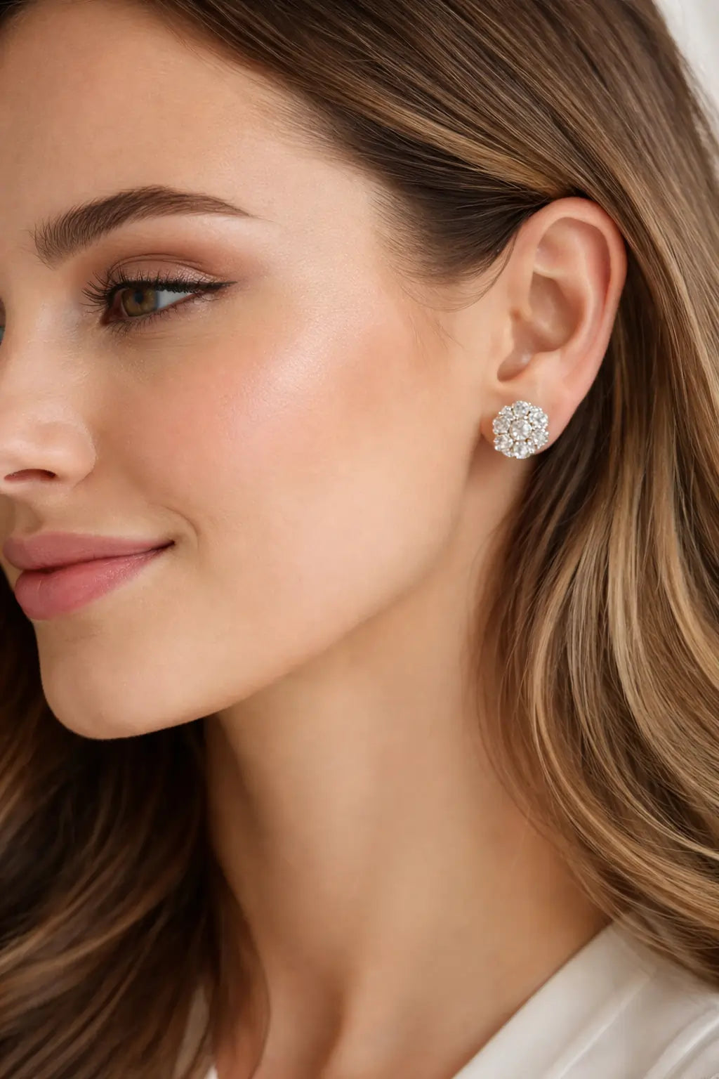 Swarovski Floral Cluster Stud Earrings – Sterling Silver 925 Round Crystal Earrings