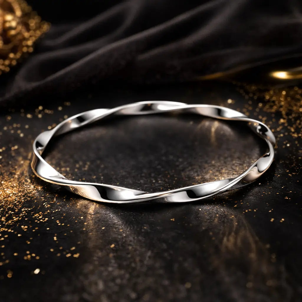Twisted Wave Bangle in 925 Sterling Silver (Size 2.6)