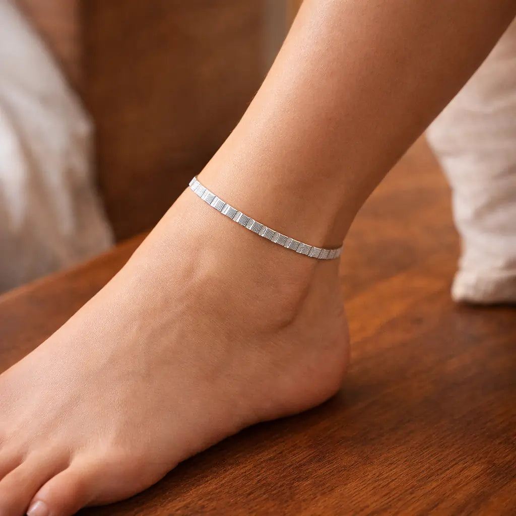 925 Sterling Silver Diamond-Cut Flat Chain Anklet – Sleek Minimal Shine