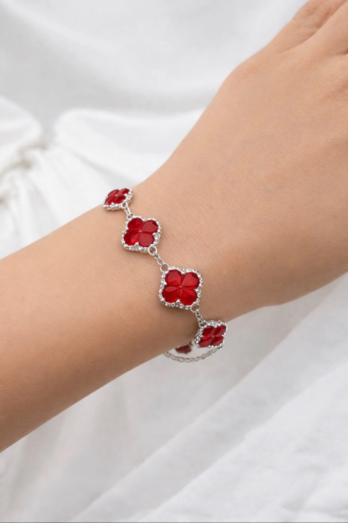 Quatrefoil Ruby Bracelet in 925 Silver